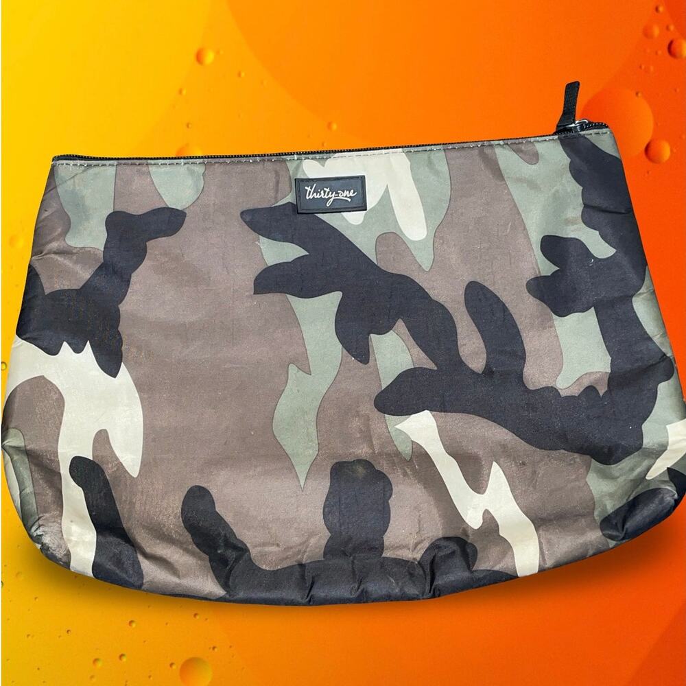 Thirty One Thermal Zipper Pouch Camo Insulated Bag Lunch Cooler Work Travel